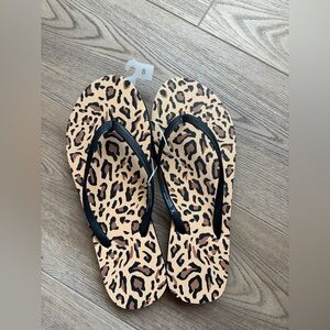 Shade & Shore Leopard Print Sandals
